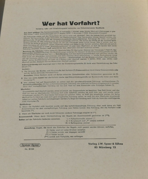 Spear & Soehne "Wer hat Vorfahrt?" 1957 Traffic-Boardgame in original box (9107)